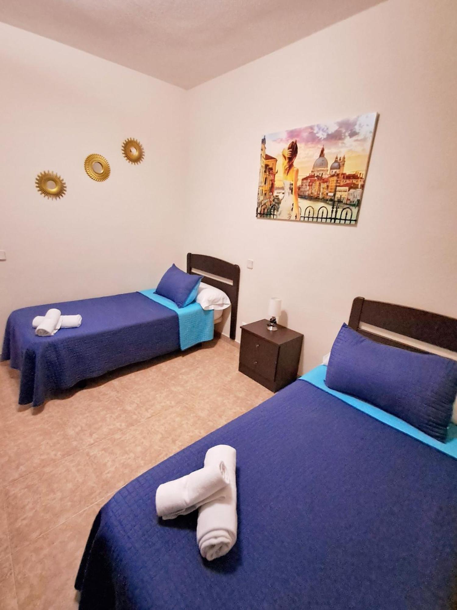 Hostal Dona Maria Валдеморо Екстериор снимка
